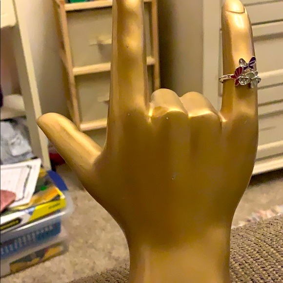 Ring - Picture 1 of 3